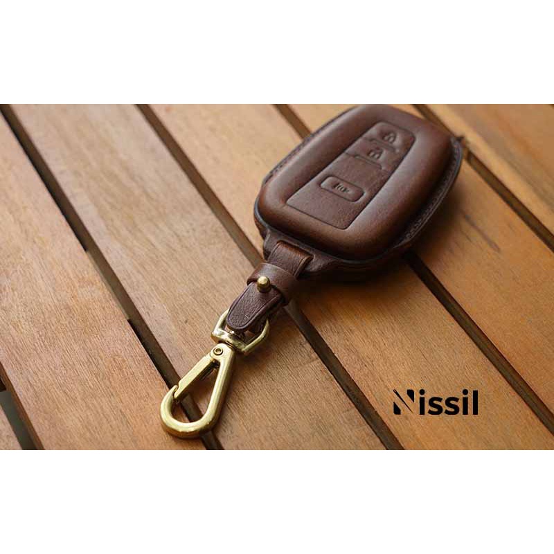 Bao da Toyota Corolla Cross, Altis 2022 - M2 - 3 nút - Da bò vachetta - bao da chìa khoá ô tô