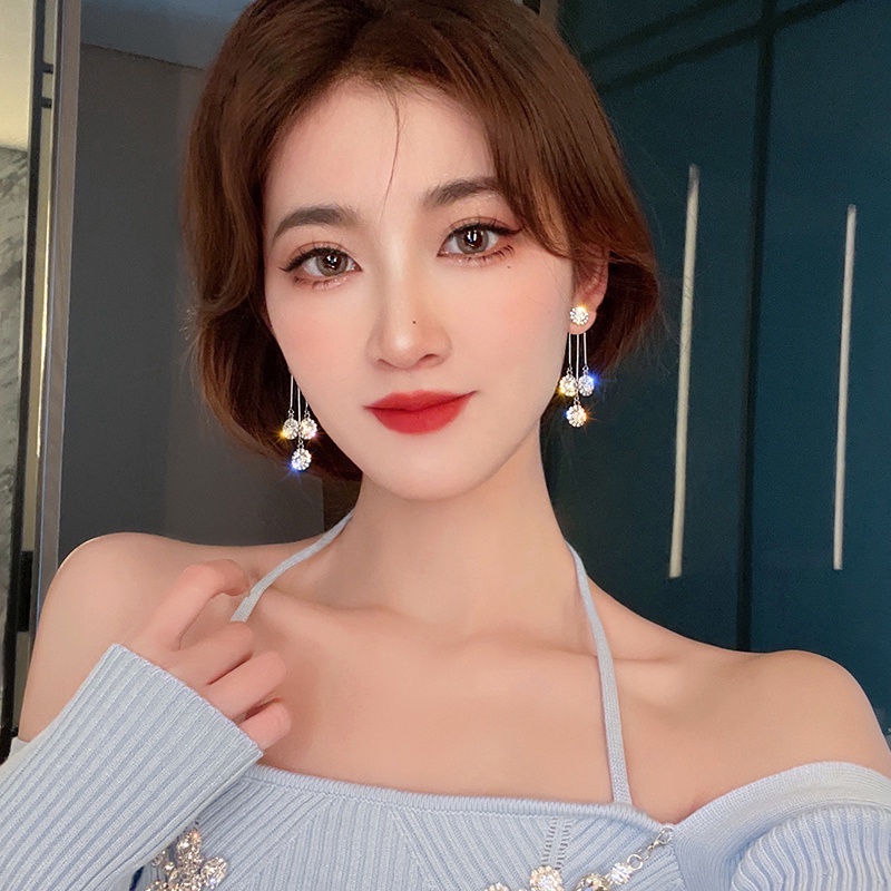 Bông Tai Dáng Dài Hình Hoa Đính Đá Zircon Lấp Lánh Thời Trang Hàn Quốc Cho Nữ