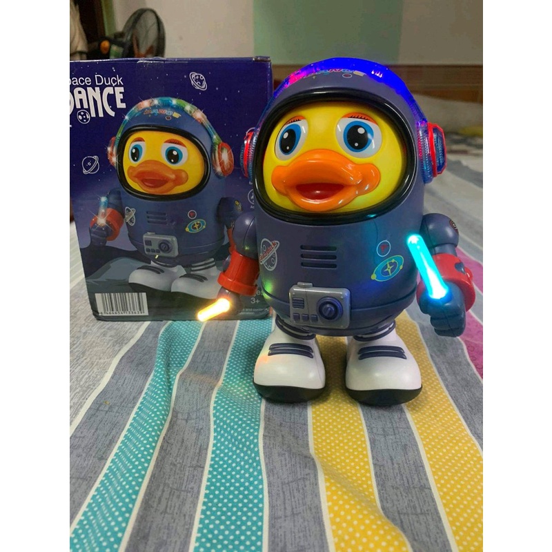 Chú vịt không gian phi hành gia nhảy múa vui nhộn theo nhạc kèm pin đồ chơi Space Duck Dance
