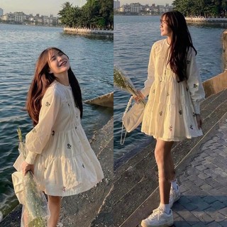 Đầm BBD kem vàng thêu hoa dánh xoè tay dài xếp ly trước ngực freesize Pumi