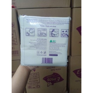 Khăn vuông Emos bản lớn 330*330mm( 1 gói)