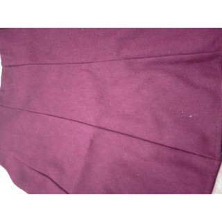 pass Chân váy dạ đỏ mận size S