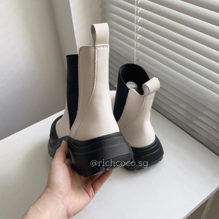 Gìay combat TRẮNG phối ĐEN