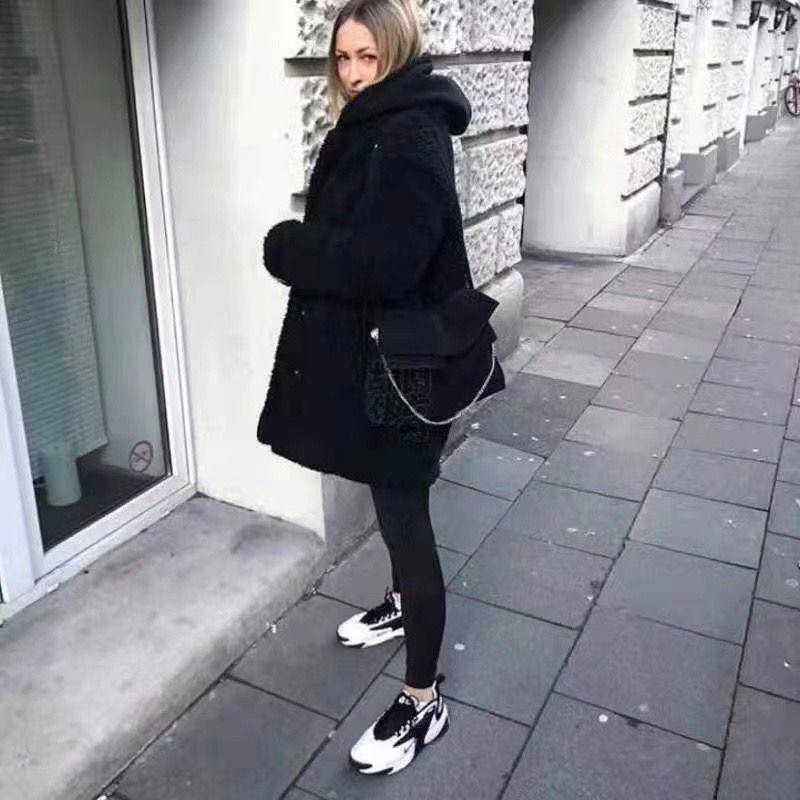 Giày Thể Thao Màu Trắng Đen Phong Cách Hàn Quốc Harajuku Đường Phố Cho Nam Và Nữ Zoom2k Hàng Quảng Châu Cao Cấp