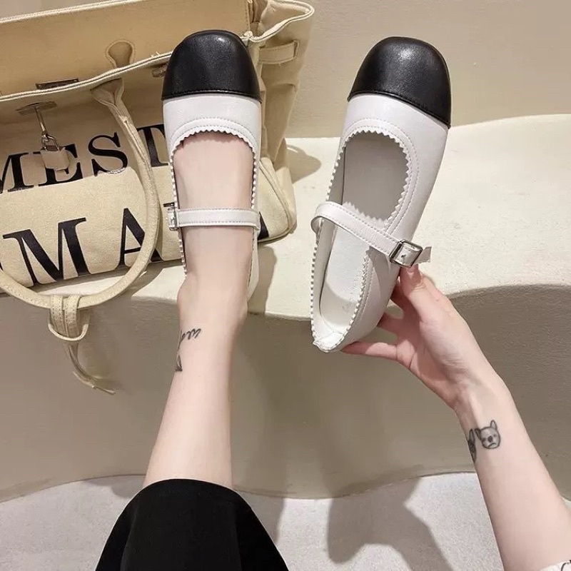 Giày thời trang nữ tính