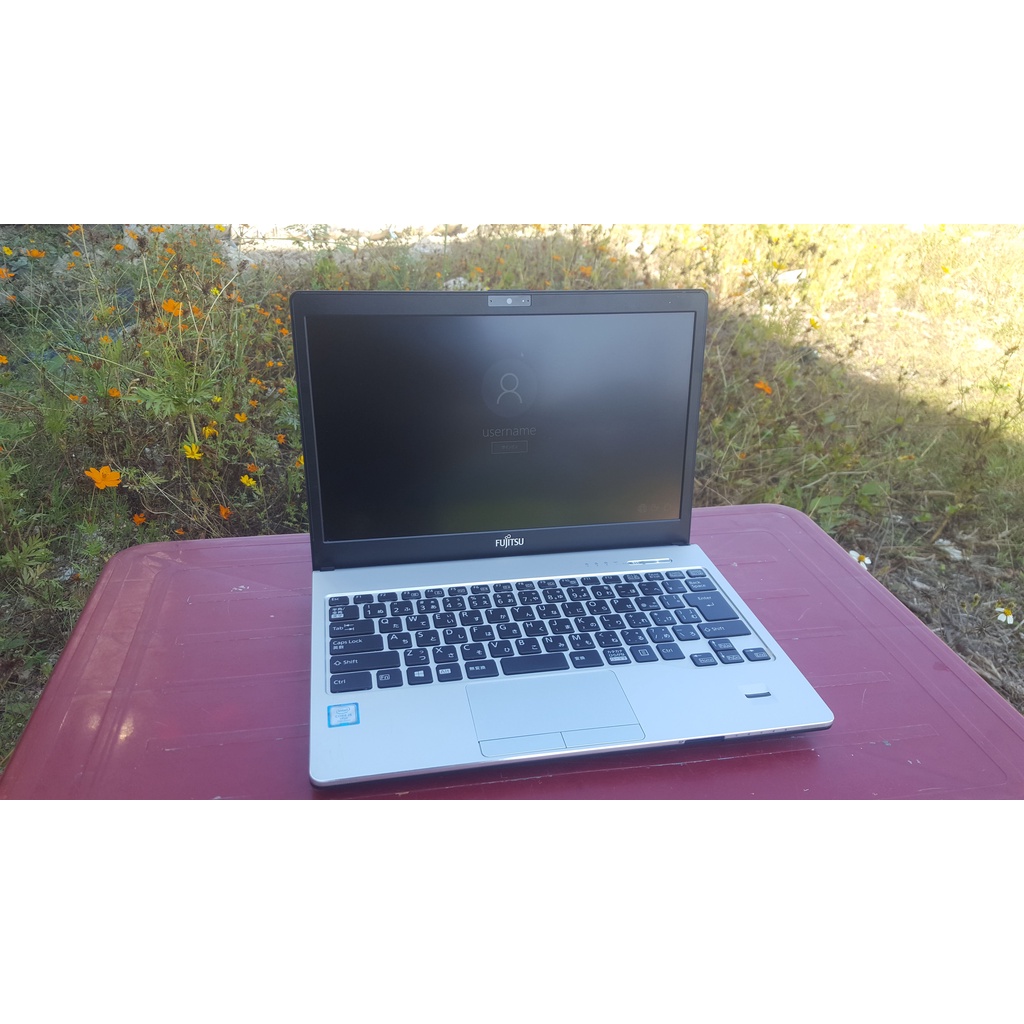 Laptop Fujitsu S937 core i5 7300U, Ram 8gb, SSD m2 256GB, 13,3 inch FHD