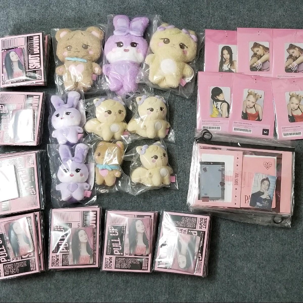 BLACKPINK CHARACTER MINI KEYRING