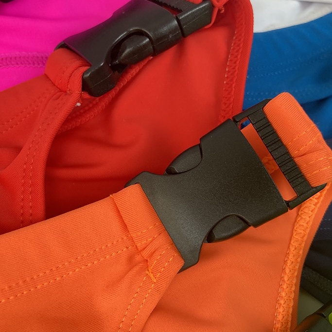 Quần Bơi Tam Giác Khóa Bấm Màu Trơn Phong Cách Thể Thao Cho Nam GG525