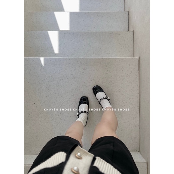 Tất không đường gân phối giày mary jane