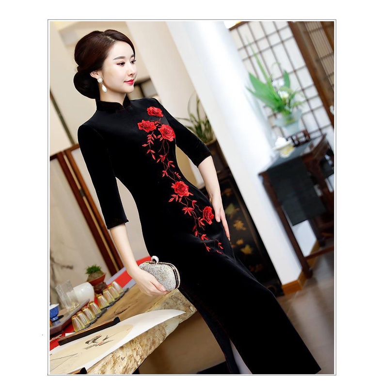 Đầm Sườn Xám Chất Nhung Dáng Ôm Thêu Họa Tiết Sang Trọng Thời Trang Xuân Thu Cho Phụ Nữ Trung Niên