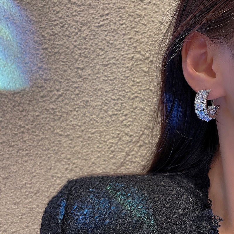 Bông Tai Mạ Bạc 925 Hình Chữ C Đính Đá Zircon Sang Trọng