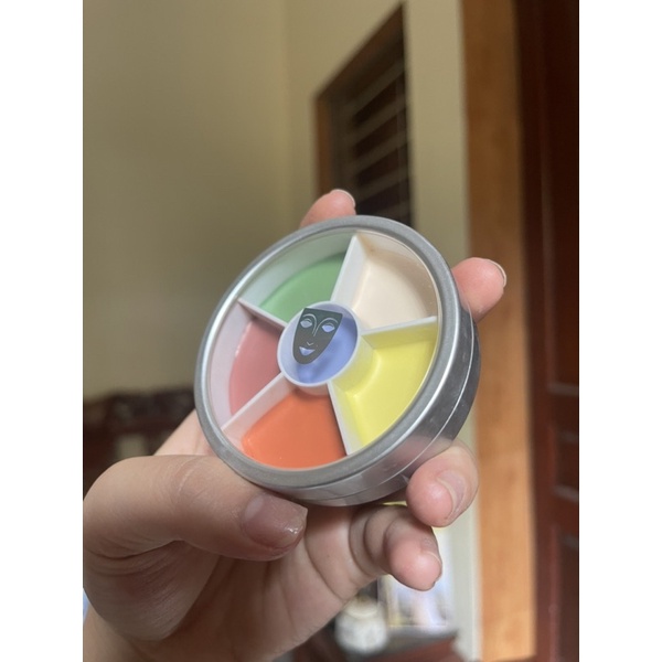 Triệt sắc kryolan chiết ở hộp gốc