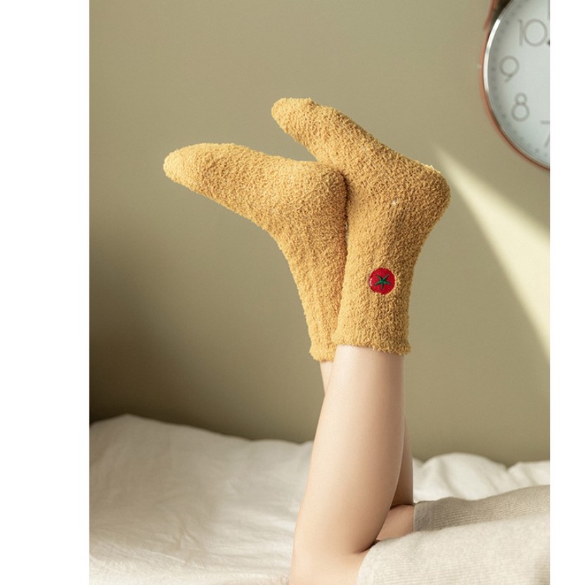 Đôi vớ WAFNHA WAFNHA D779 lông cừu san hô dày ấm áp in hình trái cây