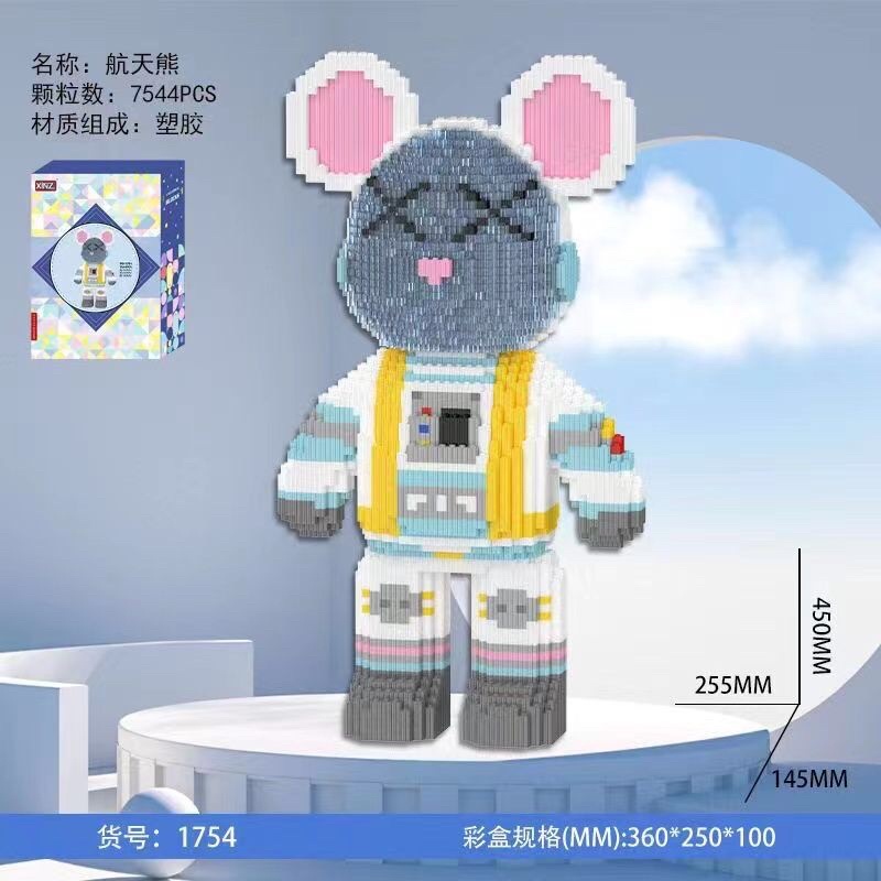 Mô hình lắp ráp cỡ lớn 45 cm tặng kèm búa