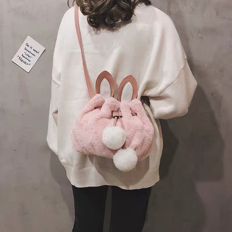 Túi Đeo Chéo Dây Rút Hình Thỏ Dễ Thương Cho Nữ