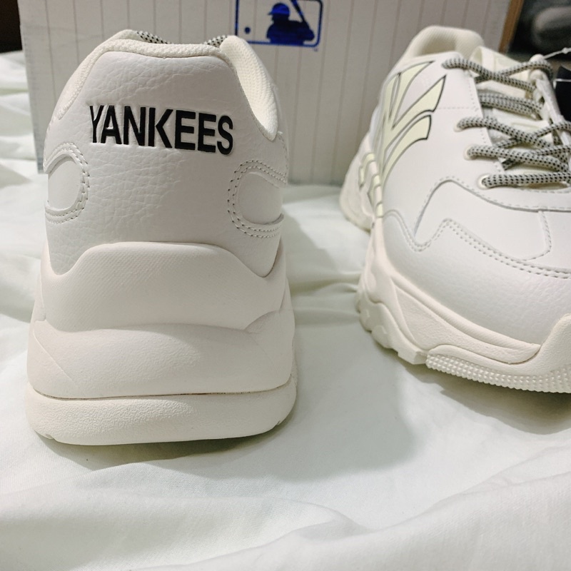 Giày MLB Bigball Chunky A New York Yankees 3ASHC101N-50IVS