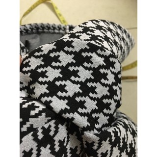 Đầm DKNY họa tiết size  4,8