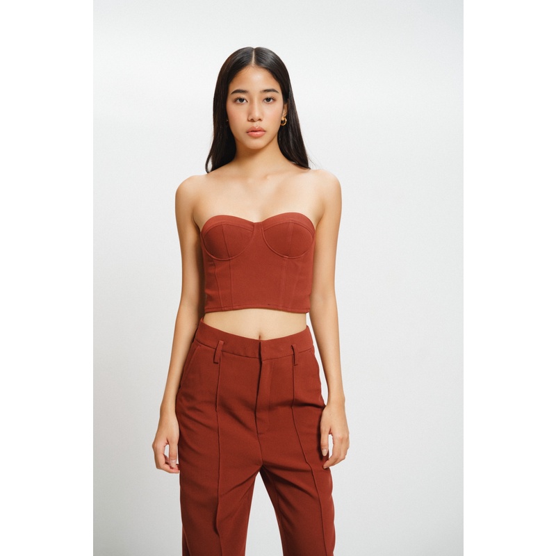 Quần ống đứng cạp cao MONO TALK đường mí trang trí chạy dọc thân, túi chéo (Đỏ Boocdo) B30035TK