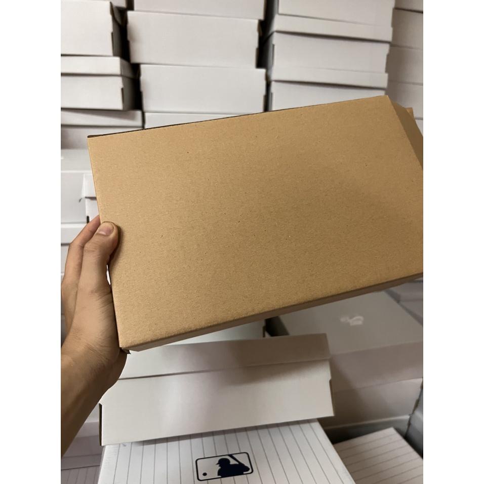 Hộp bảo vệ giày siêu chắc chắn không mất form