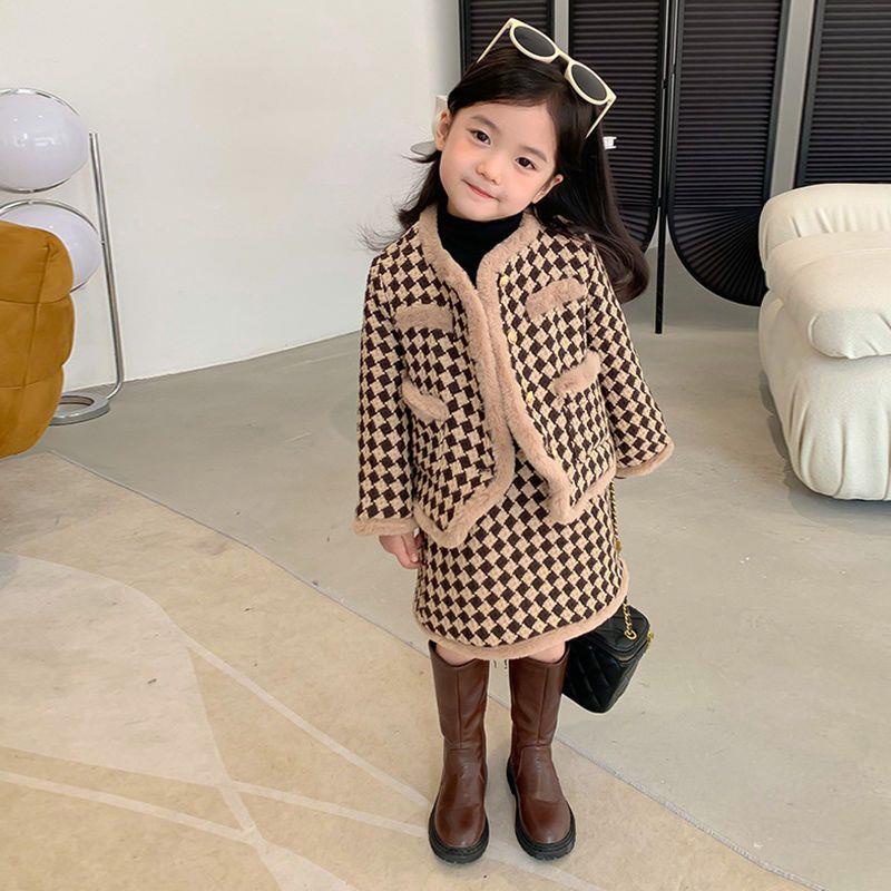Bộ Áo Khoác + Chân Váy Họa Tiết Kẻ Sọc Phong Cách Hàn Quốc Thời Trang Mùa Đông Xinh Xắn Cho Bé Gái