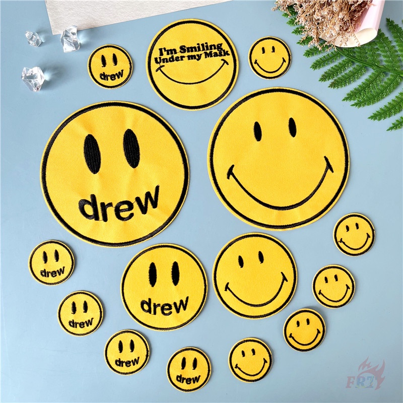 ♚ Sticker Ủi Thêu Hình Mặt Cười ♚ 1 Miếng Dán Ủi Quần Áo Hình Ngôi Nhà Mặt Cười