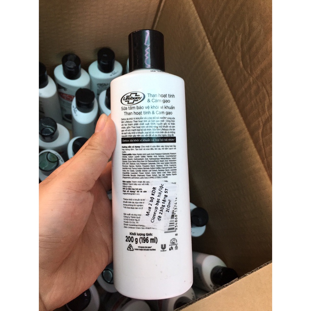 Sữa tắm than hoạt tính và cám gạo Lifebouy- Hàng khuyến mại 200g