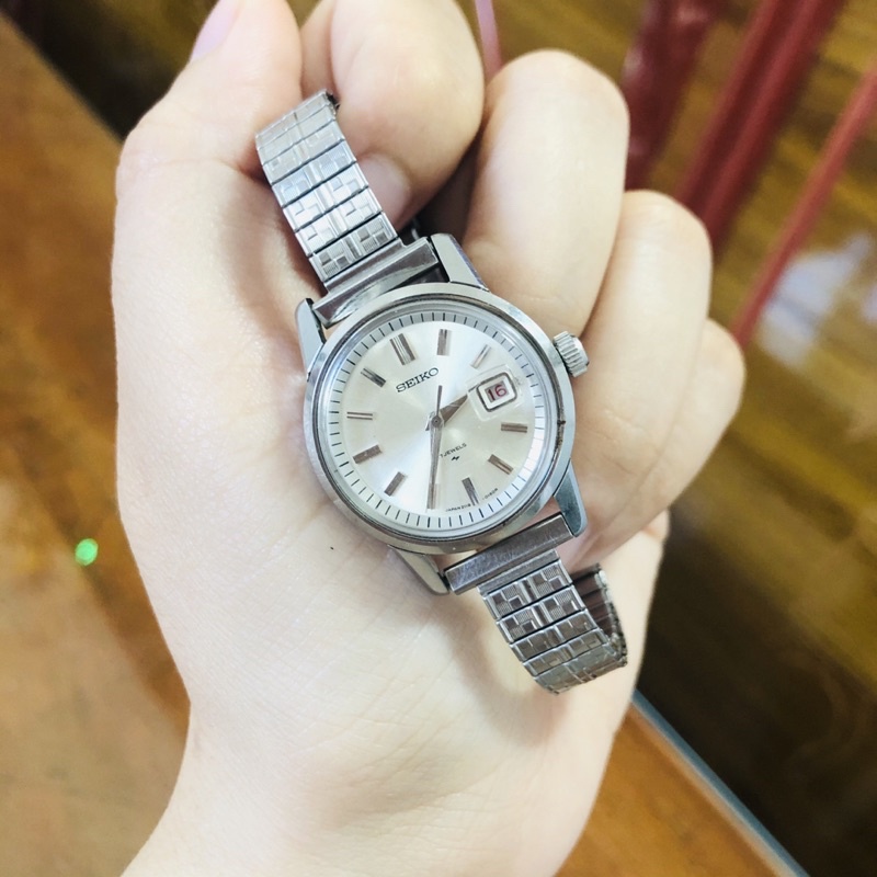 Đồng hồ nữ si nhật cơ lên dây hiệu Seiko 17 Jewels ( không chạy pin)