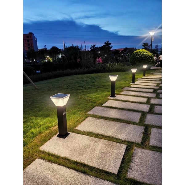 Đèn Trụ Trang Trí Sân Vườn NLMT Cao 40 - 60cm, Ánh Sáng Trắng và Vàng