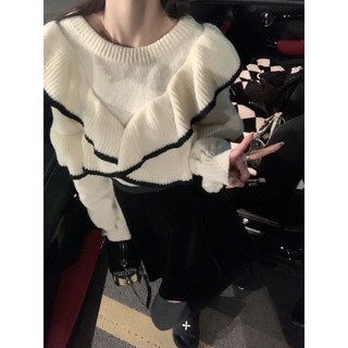 Áo len dáng tiểu thư