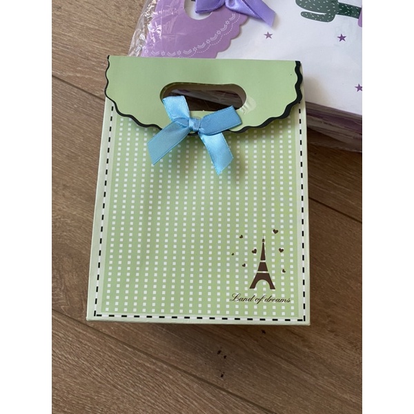 Túi giấy đựng quà