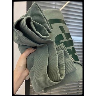 Áo hoodie in chữ màu xanh basic