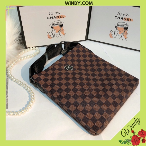 Túi đeo chéo nam lv vừa ipad họa tiết kẻ ô lv sang trọng chất da mềm đẹp WD885