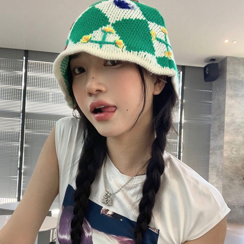 Hyuna Nón Bucket Dệt Kim Thêu Hoa Phong Cách Thu Đông Dễ Phối Đồ Cho Nữ