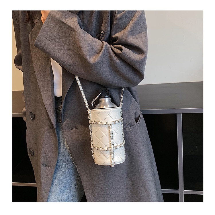 Túi Đeo Chéo Hình Chai Nước Đính Kim Cương Giả Độc Đáo Thời Trang 2022