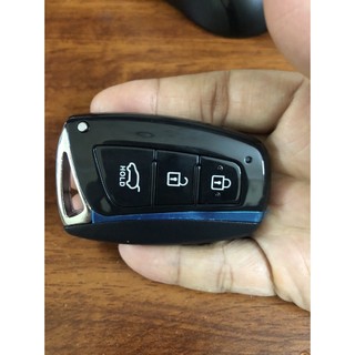 Chìa khóa smartkey ô tô Hyundai SantaFe