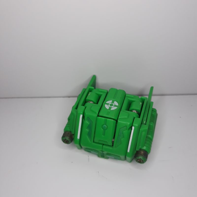 Bakugan Season 3 - Hawktor