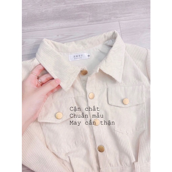 Váy nhung tăm xẻ trước cúc đồng thắt đai