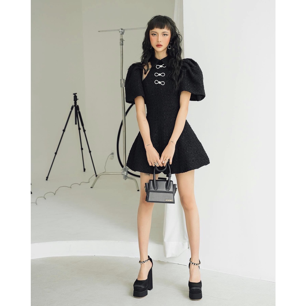 Đầm tay chuông chất liệu tweed Chloe Dress