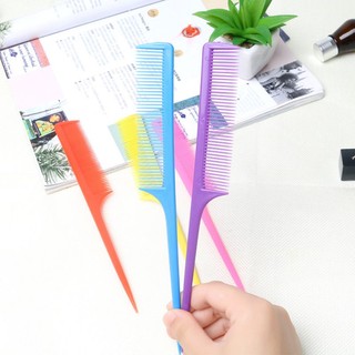 1 cây lược đầu nhọn, lược rẻ ngôi màu ngẫu nhiên tùy đợt hàng