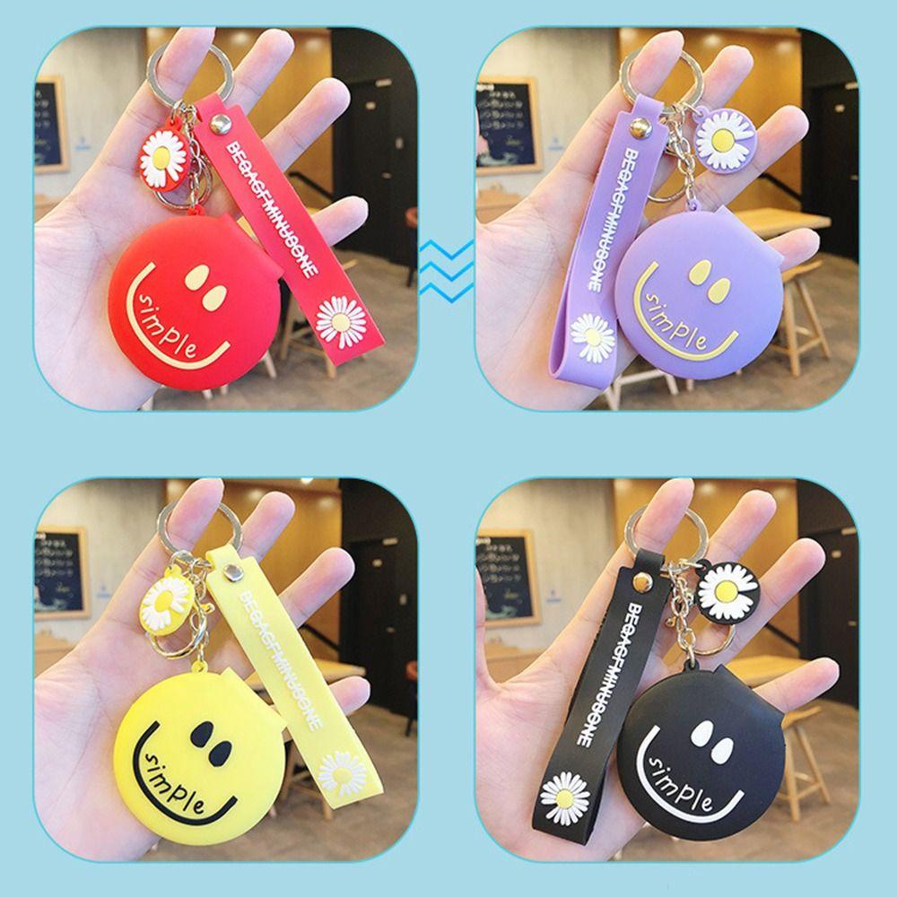 Móc Khóa Tích Hợp Gương Trang Điểm Nhỏ Gọn Sáng Tạo Cho Nữ