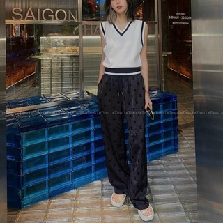Vải lụa phun nhung màu đen nhiều hoạ tiết