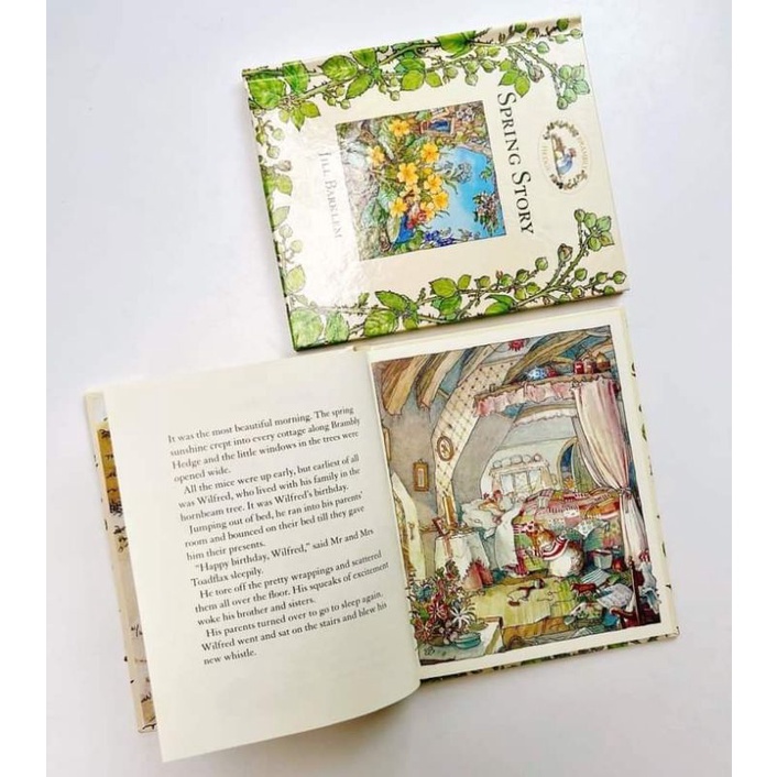 THE BRAMBLY HEDGE LIBRARY COLLECTION 8books