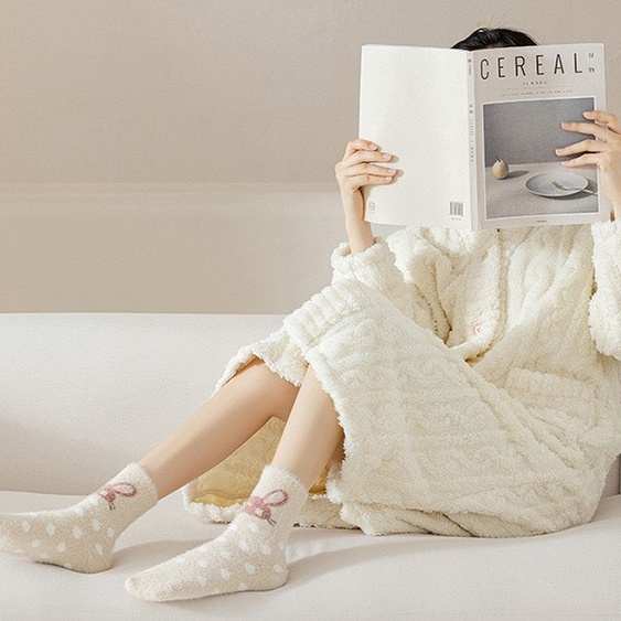 TLB26 Tất vớ nữ cao cổ lông cừu vớ nhung dày giữ ấm thêu hoạt hình cute dễ thương