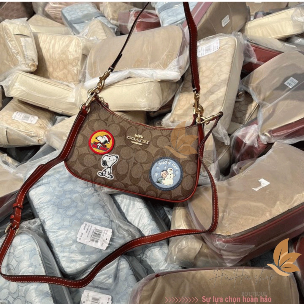 Túi nữ Coach X Peanuts CE848 Teri kẹp nách sang trọng - CE848