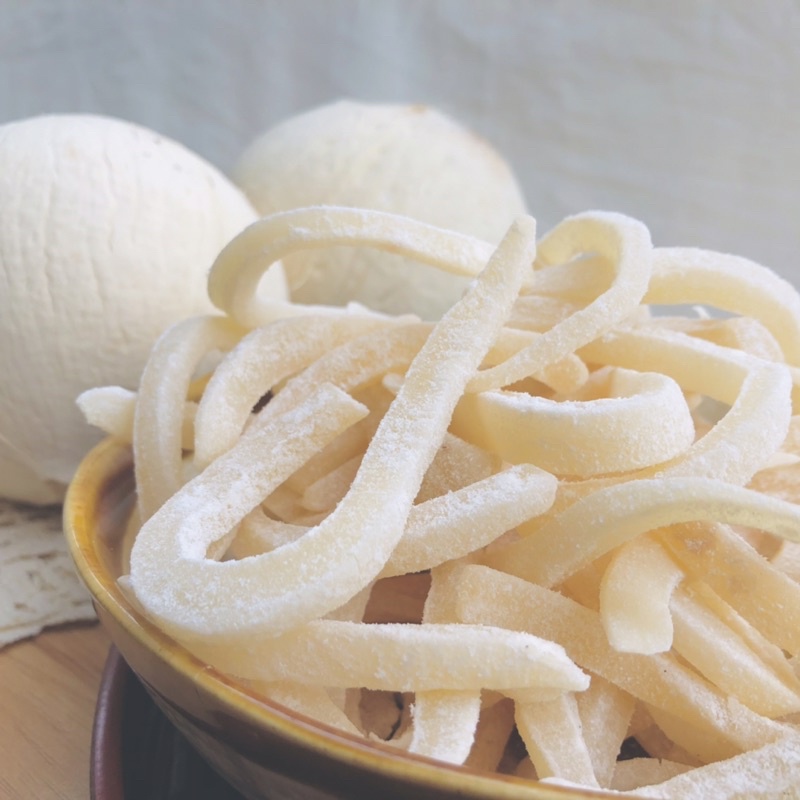 Mứt dừa non sợi dẻo sên sữa tươi lá dứa nhà làm chuẩn ngon