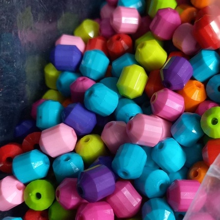 10/25/50gam hạt nhựa hình trụ nhiều màu size 12mm