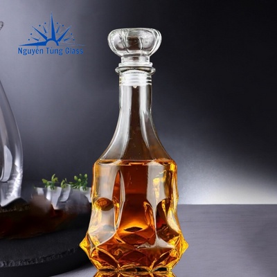 Chai đựng rượu thuỷ tinh hoa văn tròn ngấn 800ml