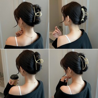 Kẹp Tóc Hình Cá Mập Đính Đá Thời Trang Hàn Quốc