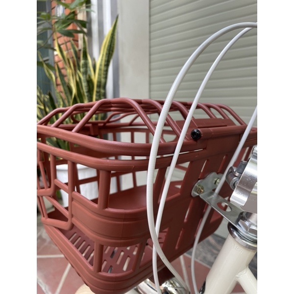 Giỏ Xe Đạp Có Nắp Màu Nâu - Nhựa ABS Bền Bỉ