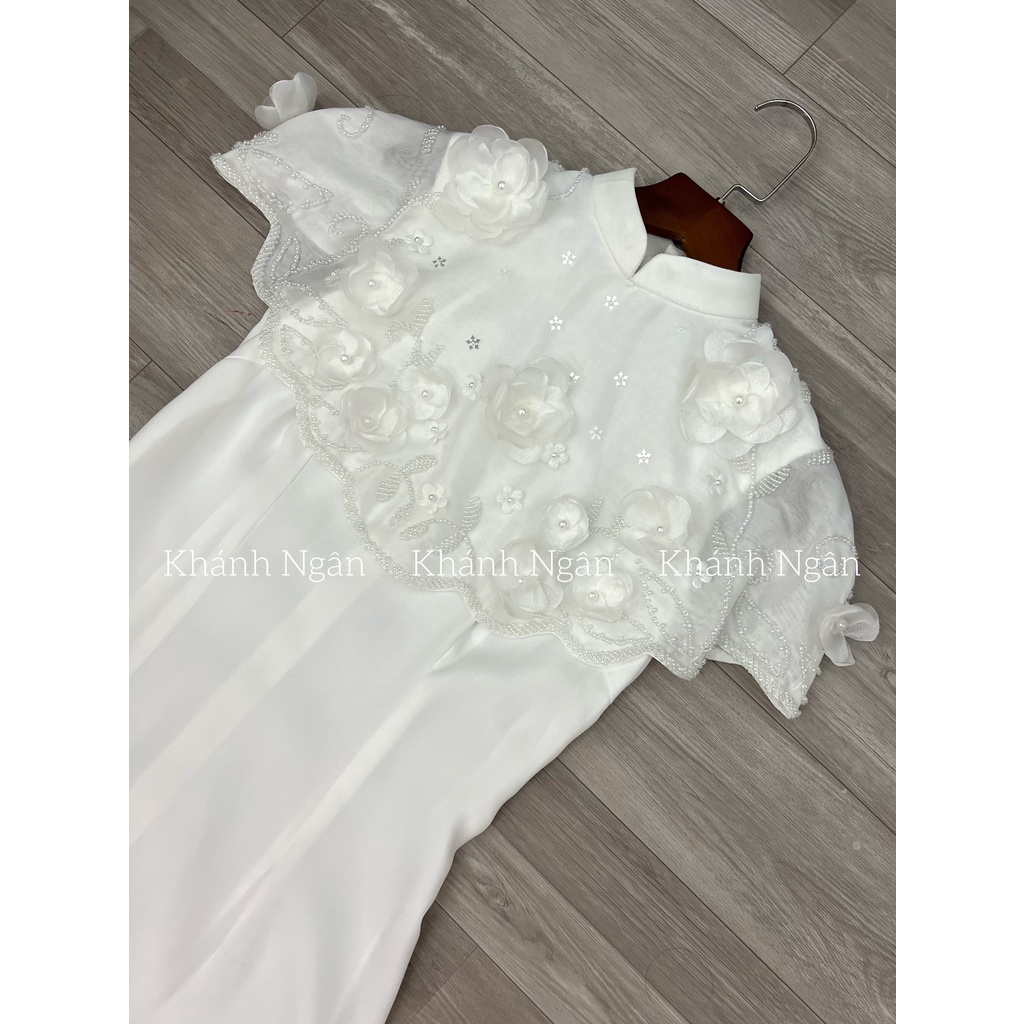 Áo dài cách tân màu trắng 4 tà họa tiết đính kết thủ công sang chảng